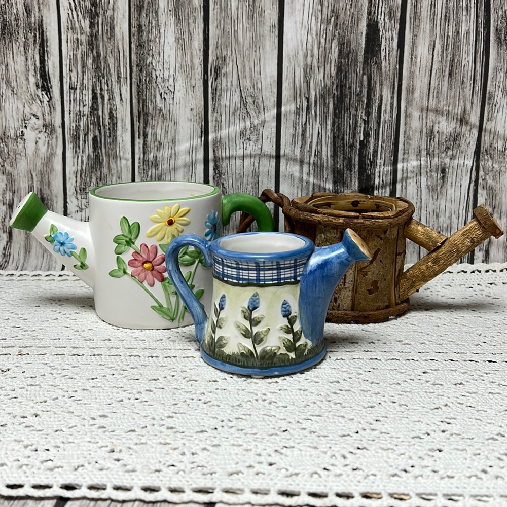 Spring Decor🌸 Set of 3 cute little decorative Watering Cans